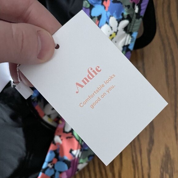 Andie Women 1X Bright Floral Plunge Neckline The Mykonos One Piece Swimsuit NWT - Picture 14 of 14